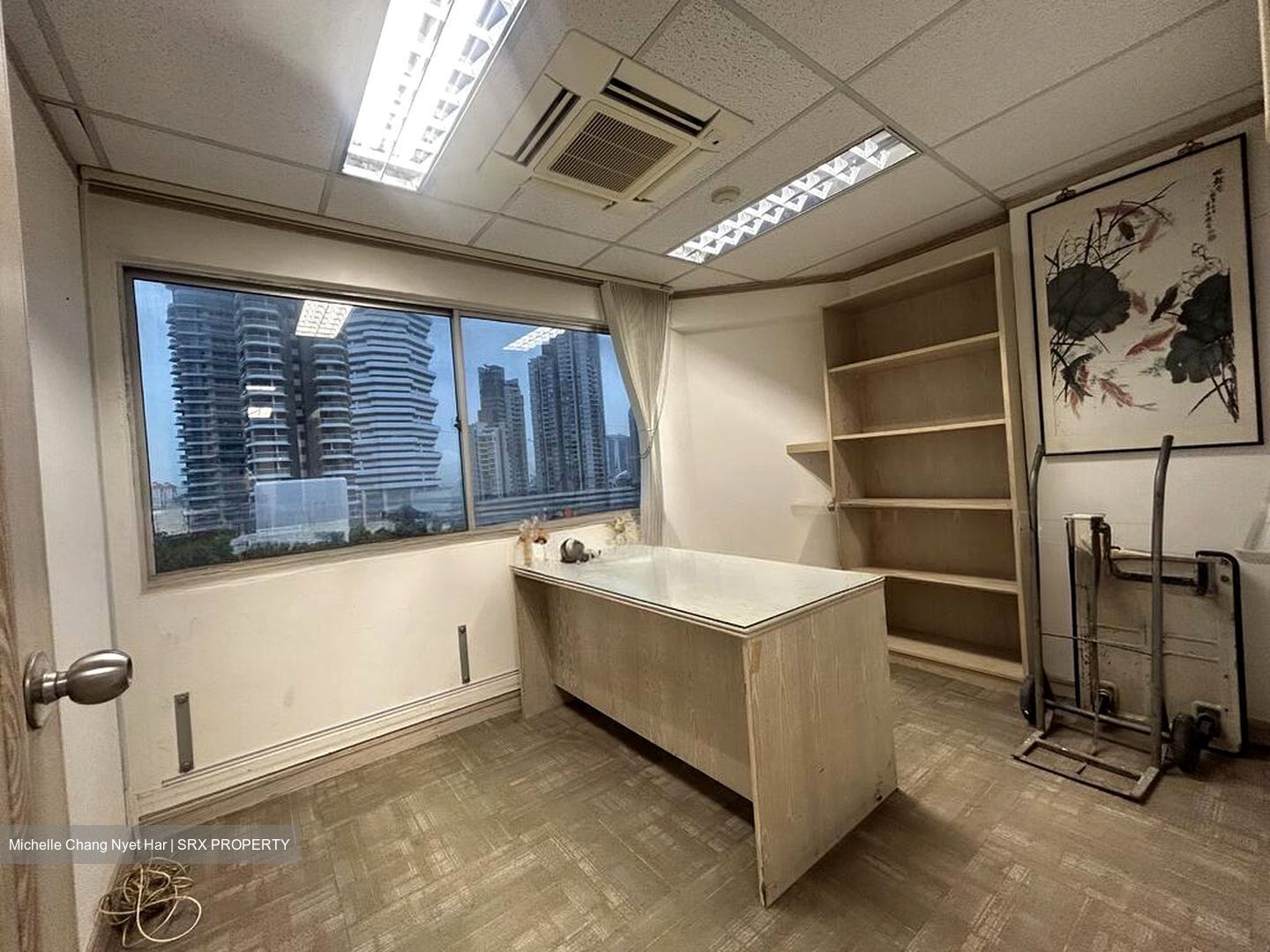 Textile Centre (D7), Office #517610641